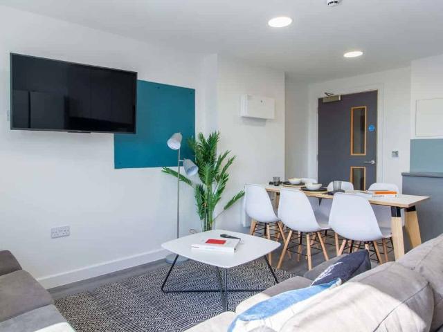 Studio for rent in City Centre, South Yorkshire