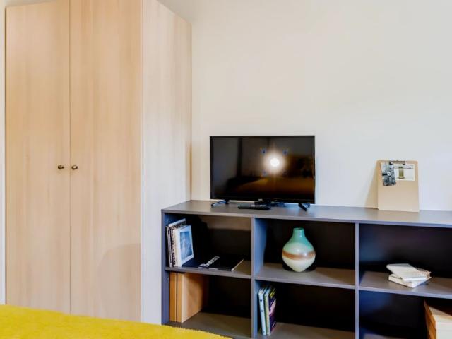 Studio for rent in Durham