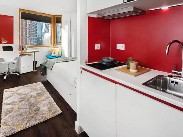 Studio for rent in Spitalfields, Whitechapel
