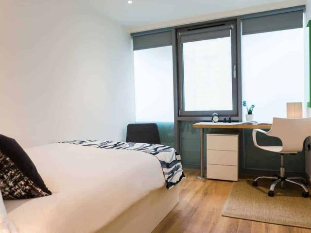 Studio for rent in Spitalfields, Whitechapel