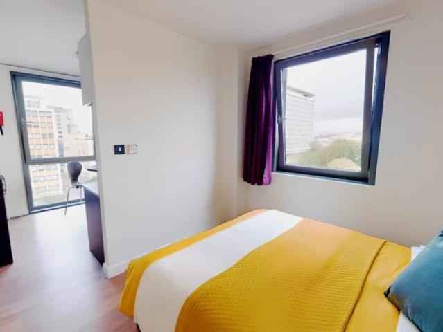 Studio for rent in Barbican, Mount Wise