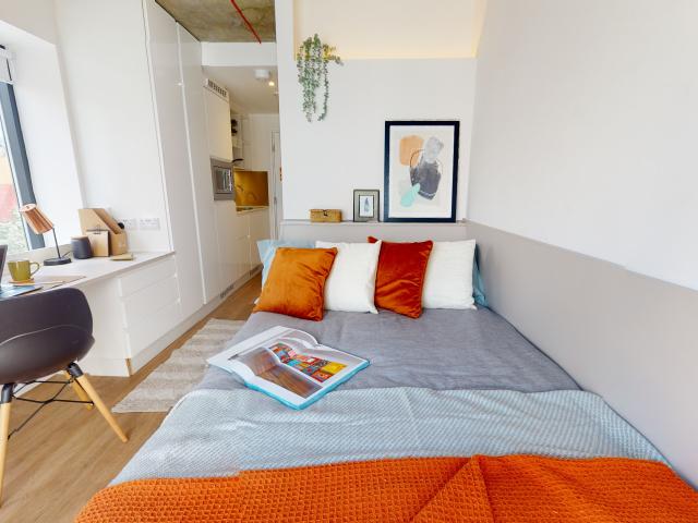 Room for rent in East Greenwich, Greater London