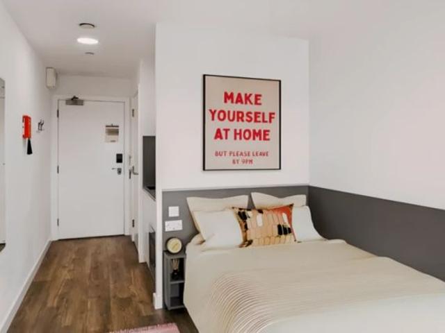 Studio for rent in Holloway, Lower Holloway