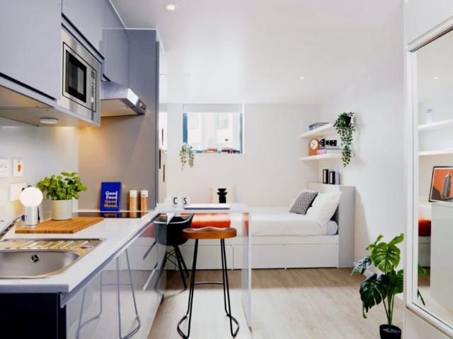 Studio for rent in St.Judes, Mount Wise