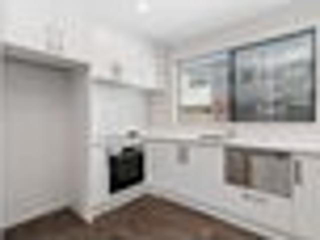 Townhouse for rent in Silverdale, Hamilton City