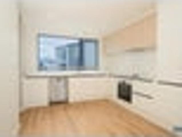 Townhouse for rent in Highgate Business Park, Hibiscus and Bays
