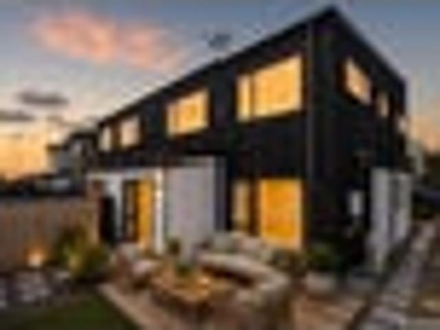 Townhouse for rent in Whangaparaoa, Oroua County
