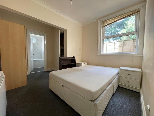 Apartment for rent in Bedford Place, Southampton
