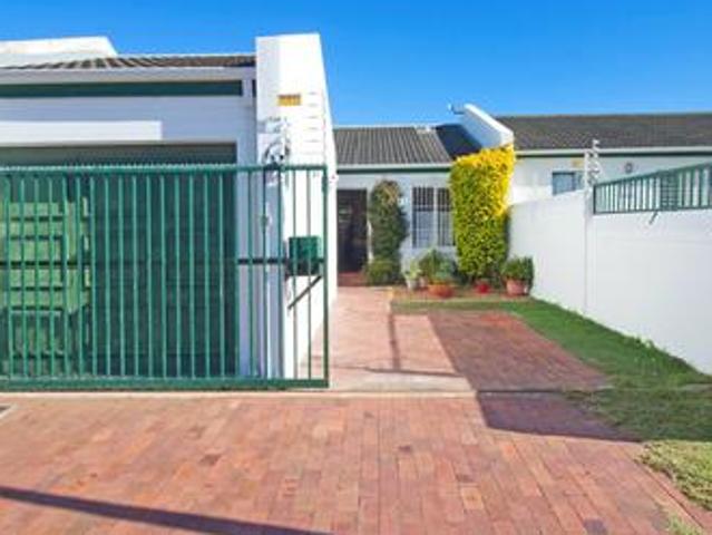 House for sale in Cape Town, Western Cape