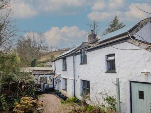 House for sale in Lostwithiel, Cornwall