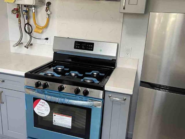 Apartment for rent in Canoga Park, California
