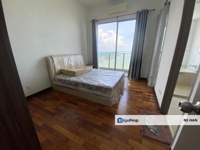 Condominium for sale in Malaka