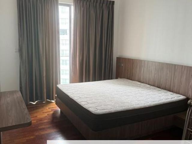 Condominium for rent in Malaka