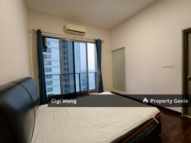 Condominium for rent in Malaka