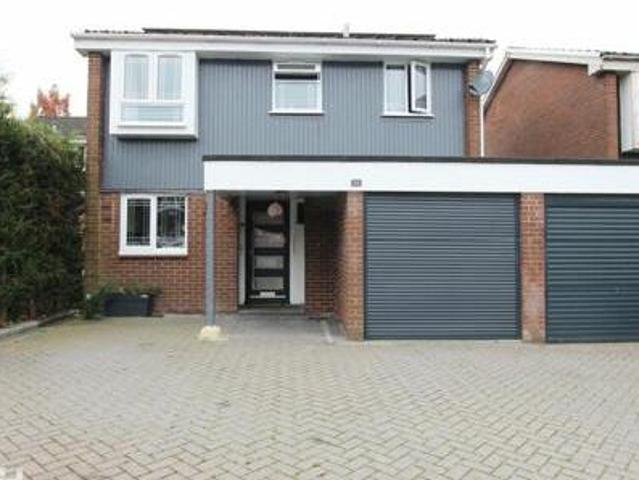 House for sale in Horsell, Woking