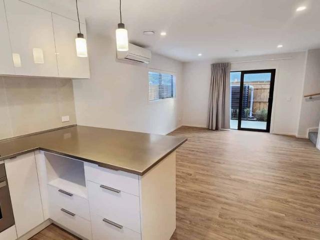Apartment for rent in Pauatahanui, Wellington