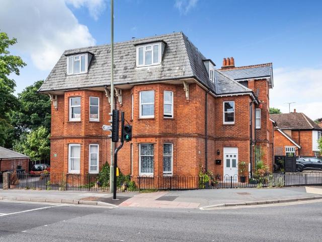 Studio for rent in Camberley, Surrey Heath
