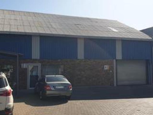 Commercial for rent in Waterkloof, Gauteng