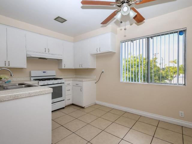 Apartment for rent in Upland, California