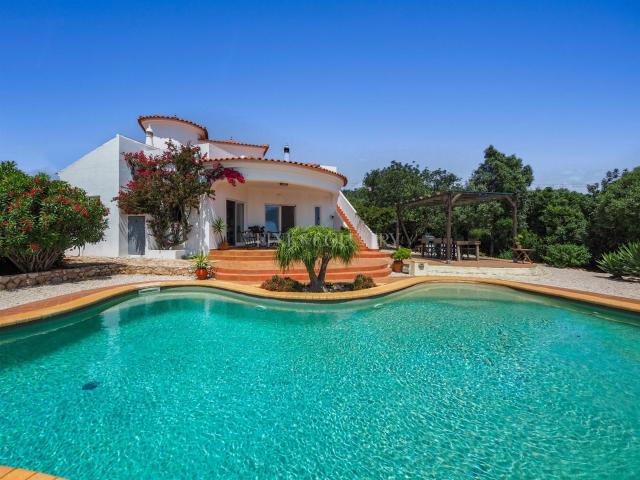 Vivenda venda em São Bartolomeu De Messines, Faro