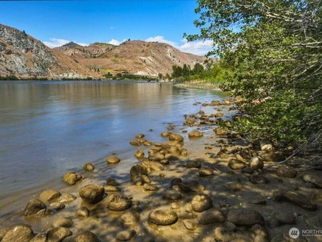 Land for sale in Orondo, Washington