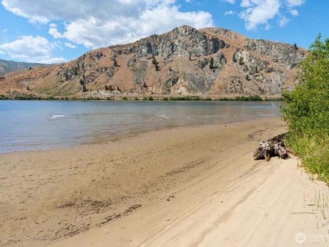 Land for sale in Orondo, Washington