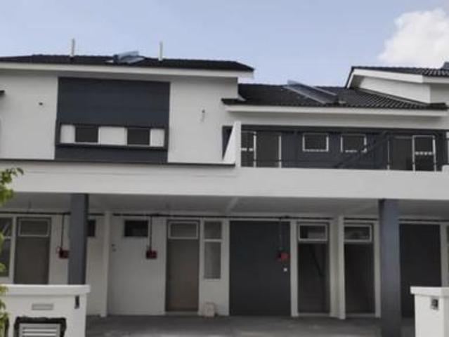 Townhouse for sale in Petaling, Alam Impian