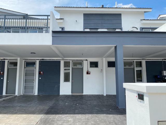 Townhouse for rent in Selangor