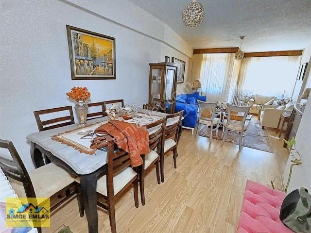 Küçükyalı, Konak içerisinde satılık mülk
