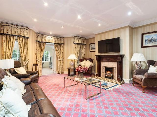 House to rent in Bluebell, North Tipperary