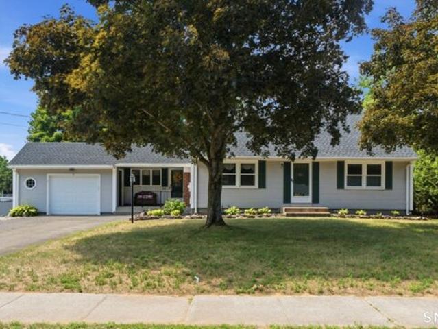House for sale in Enfield, Connecticut