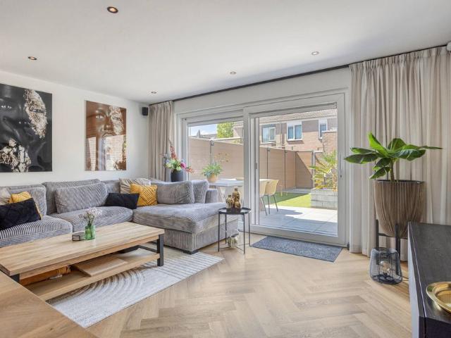 Appartement te huur in Buitenhof, Leiderdorp