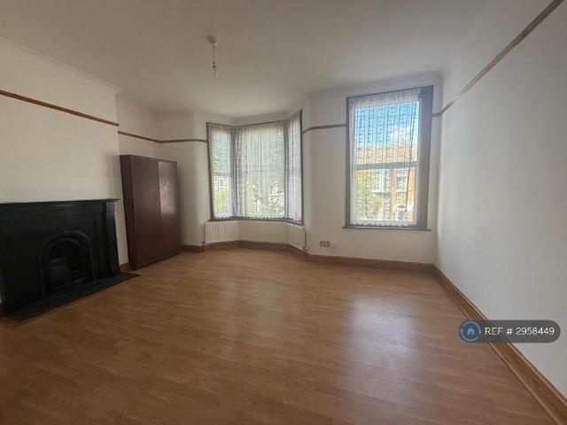 Apartment for rent in Leyton, Greater London
