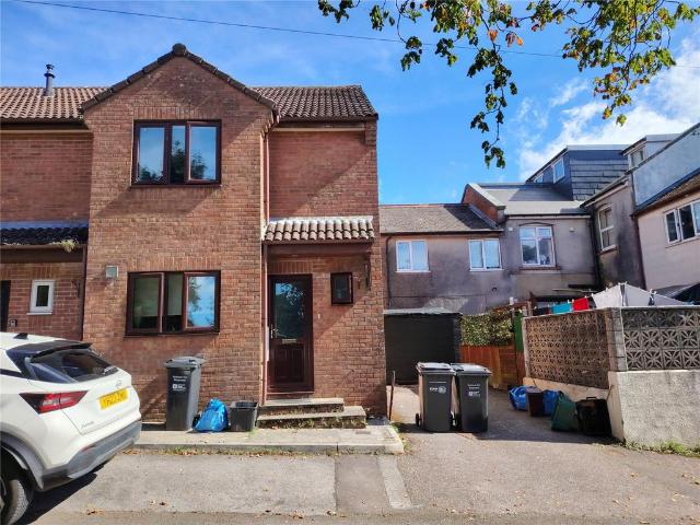 House for rent in Chard Town, Chard