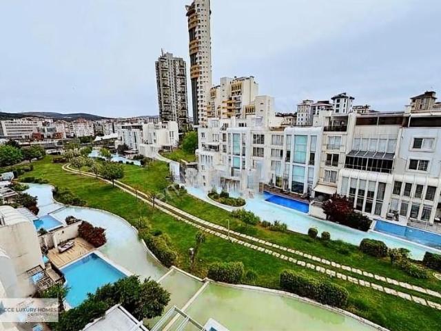 Ümraniye, İstanbul içerisinde satılık mülk
