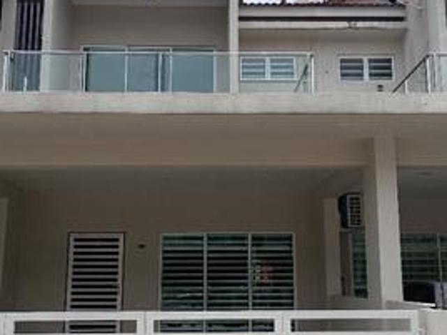 Terraced House for rent in Wellesley, Penang