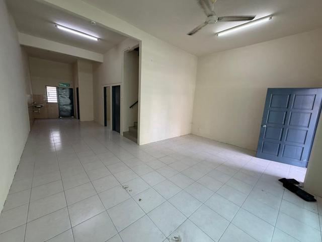 Terraced House for rent in Wellesley, Penang