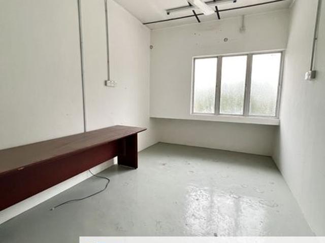 Shop for rent in Kg. Baru Simpang Pulai, Majlis Bandaraya Ipoh