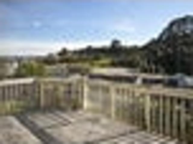 House for sale in Brookfield