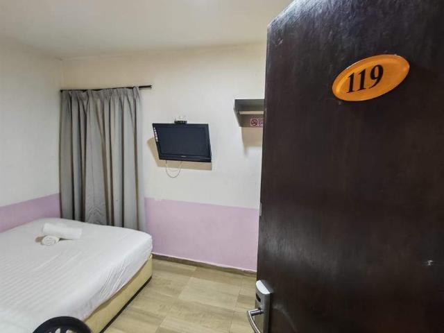 Room for rent in Country Heights Damansara, Kuala Lumpur