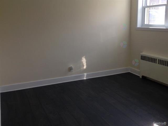 Apartment for rent in Montreal-ouest, Quebec