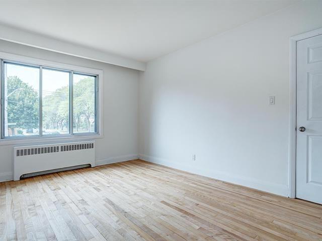 Apartment for rent in Montreal-ouest, Quebec