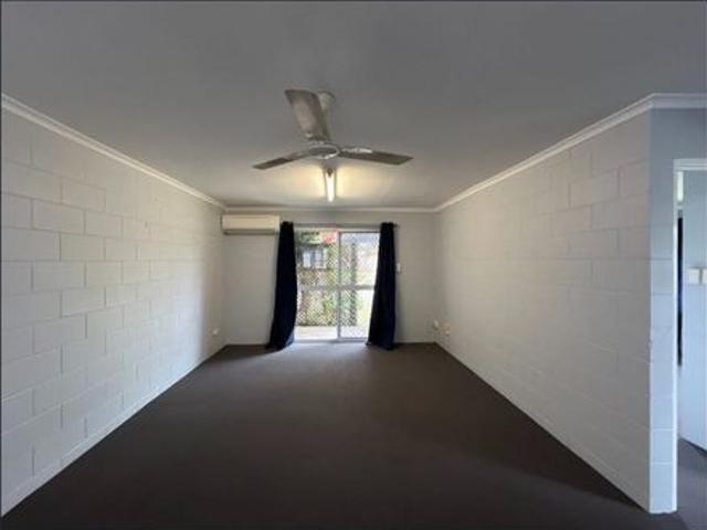 Apartment for rent in Rasmussen, Queensland