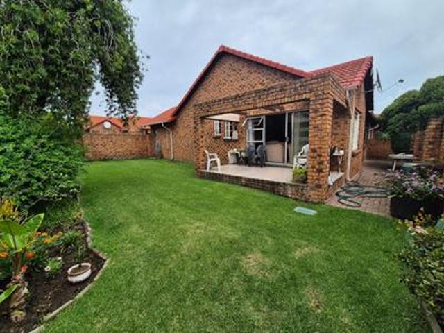 Townhouse for sale in Ekurhuleni, Gauteng