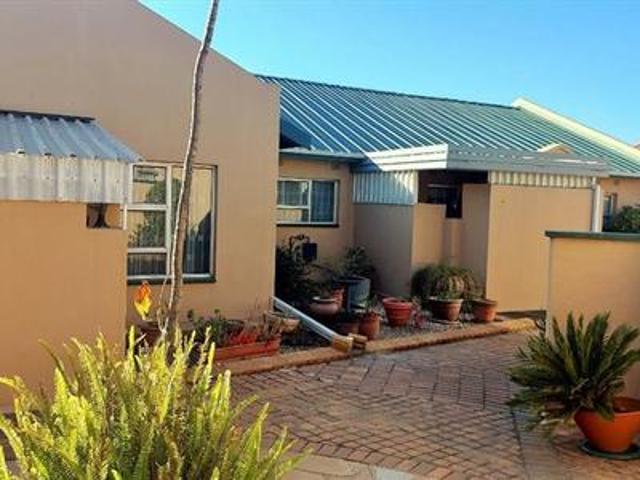 House for sale in Kempton Park