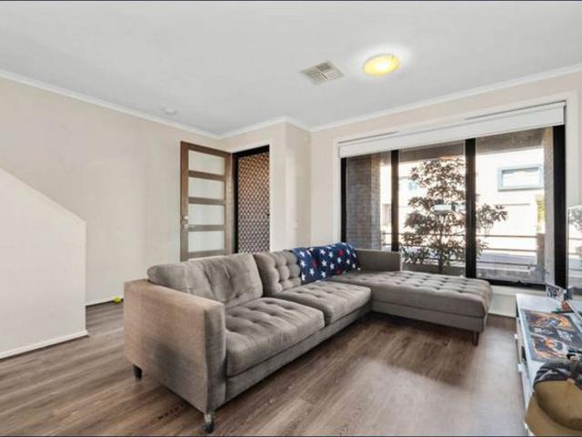 Townhouse for rent in Blakes Crossing, Adelaide