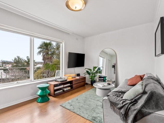 Apartment for sale in Camerons Creek, Victoria
