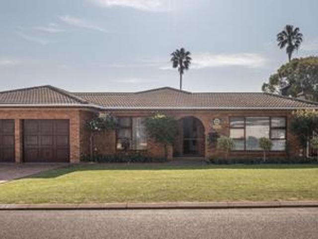 House for sale in Parow, Western Cape