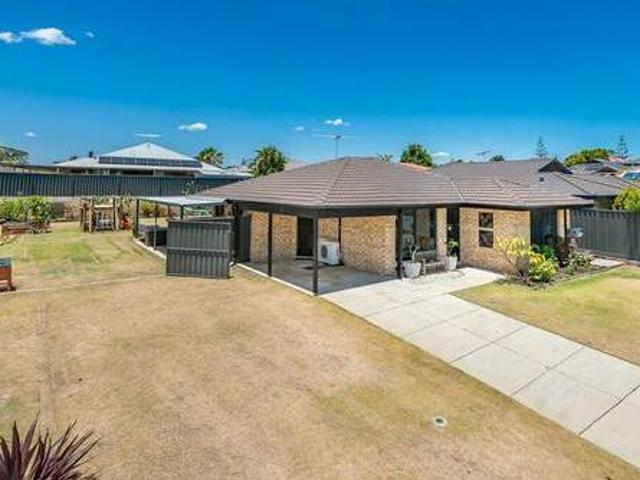 House for rent in Cockburn, Western Australia