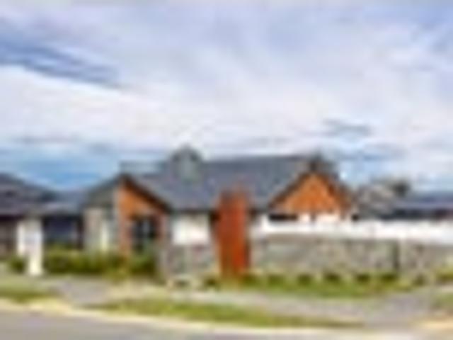 House for sale in Chaslands, Canterbury